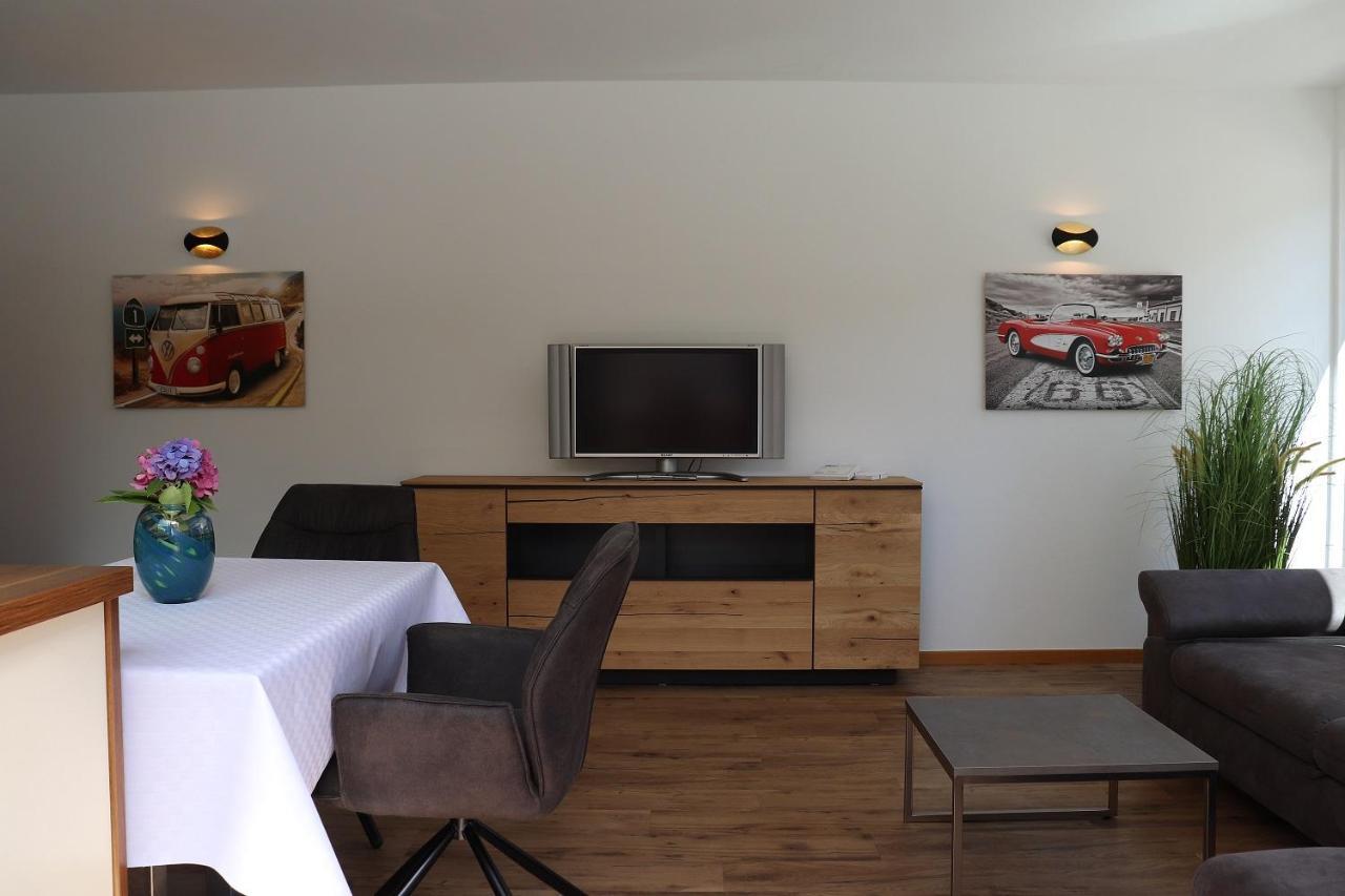 Ferienwohnung mit sehr großer sonnenverwöhnten Terrasse Algund Exterior foto